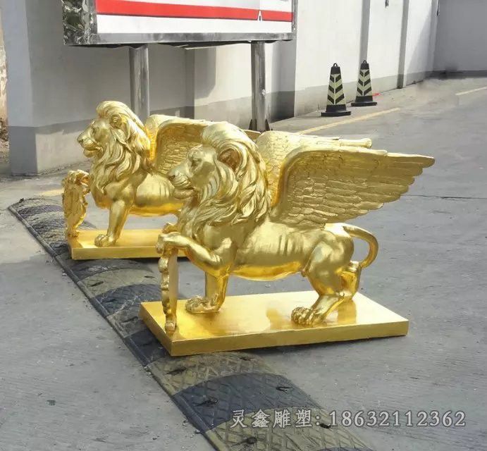 展翅狮子动物景观铜雕