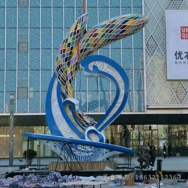彩绘海浪不锈钢街边雕塑