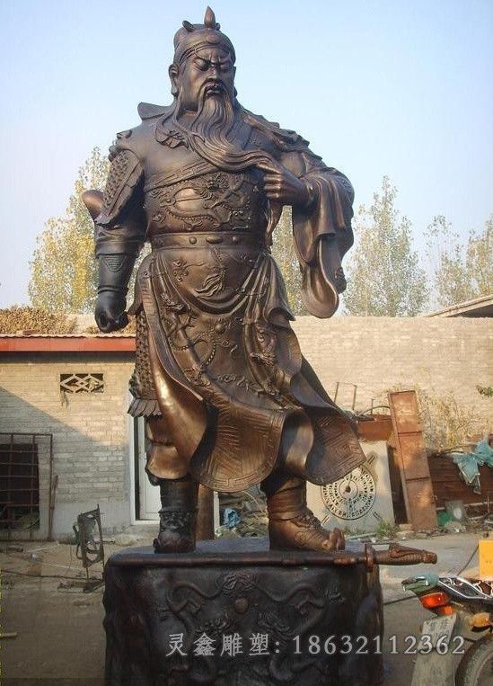 撸胡须关公别墅抽象铜雕
