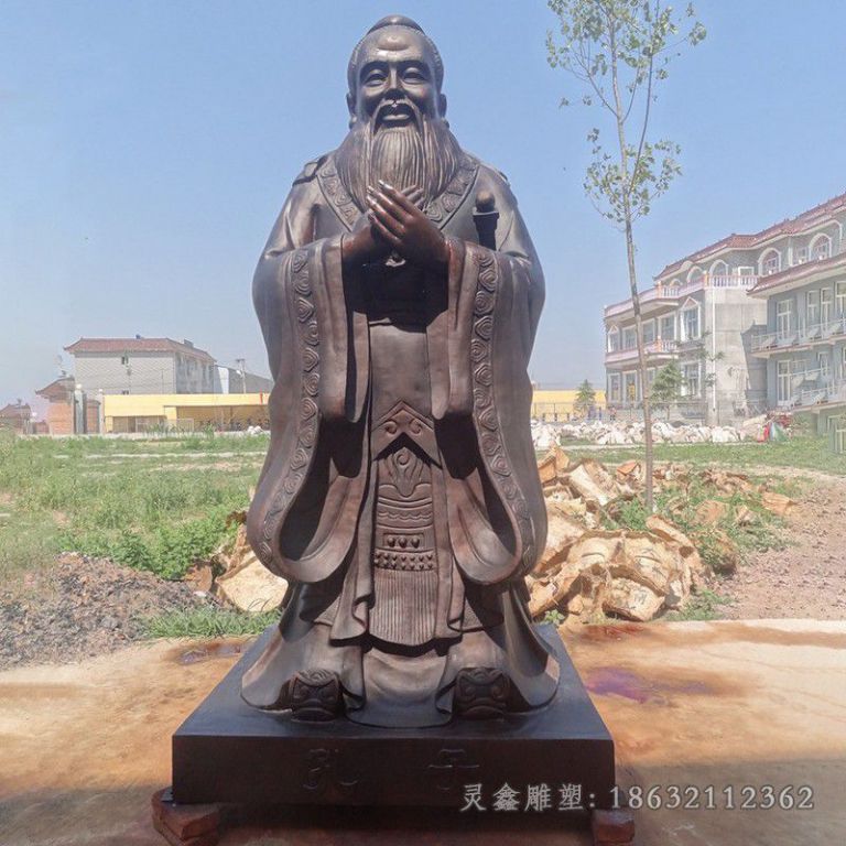 春秋孔子景区标志铜雕