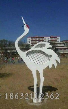 站姿镂空仙鹤不锈钢雕塑