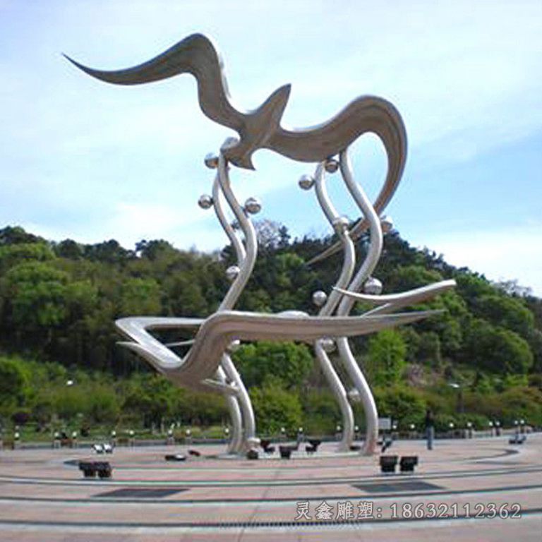 不锈钢鸽子标志镜面雕塑