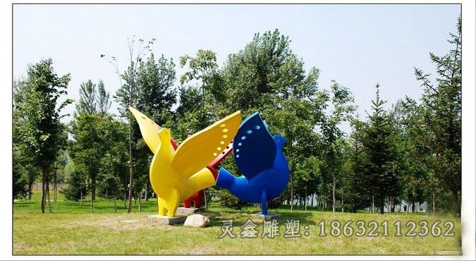 彩绘抽象鸽子不锈钢雕塑