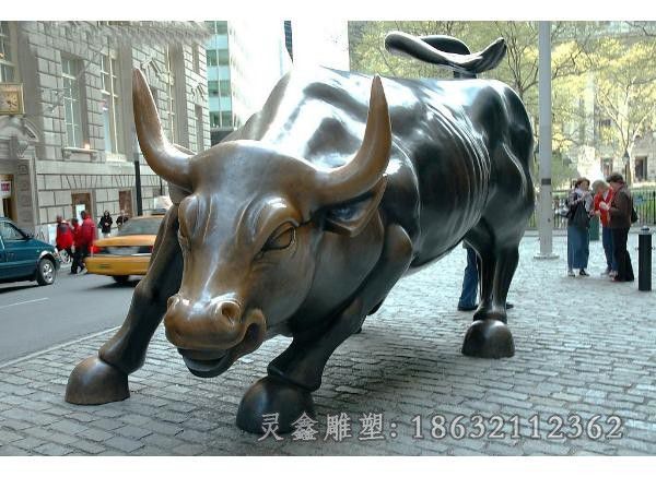 华尔街牛动物广场铜雕