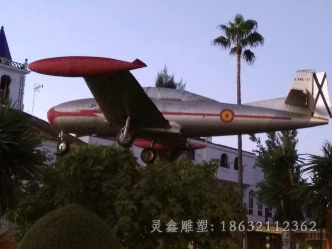 不锈钢飞机模型抽象雕塑