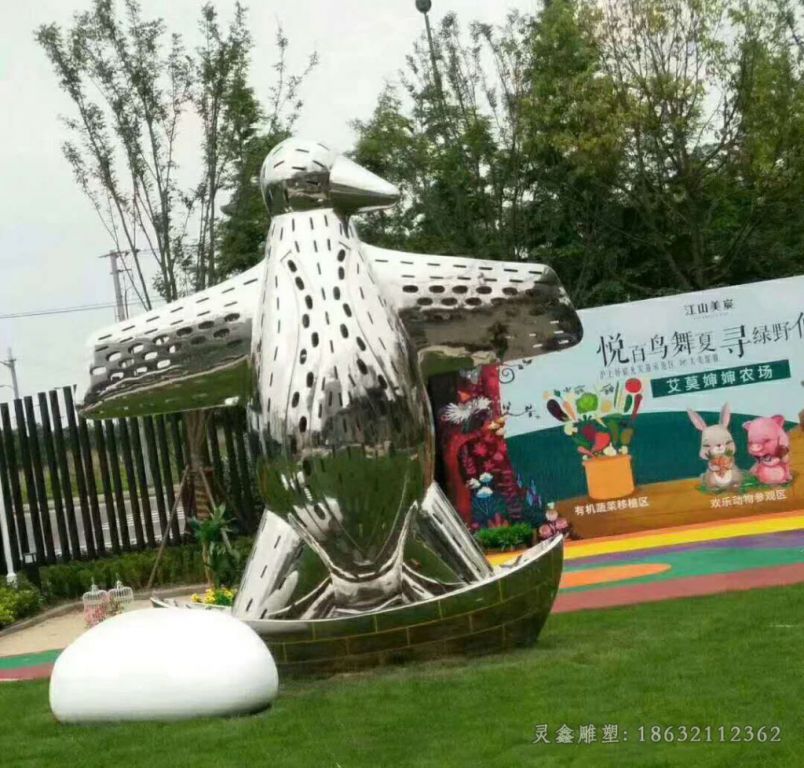 抽象企鹅不锈钢镜面雕塑