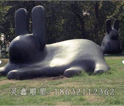 抽象兔子不锈钢雕塑
