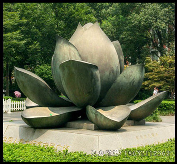 不锈钢莲花标志景观雕塑