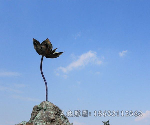 抽象荷花标志小品铜雕