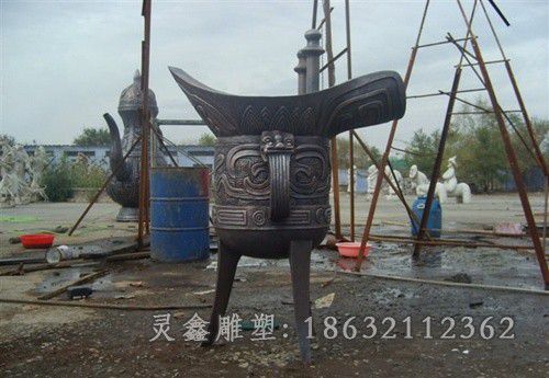 古代酒樽城市标志铜雕