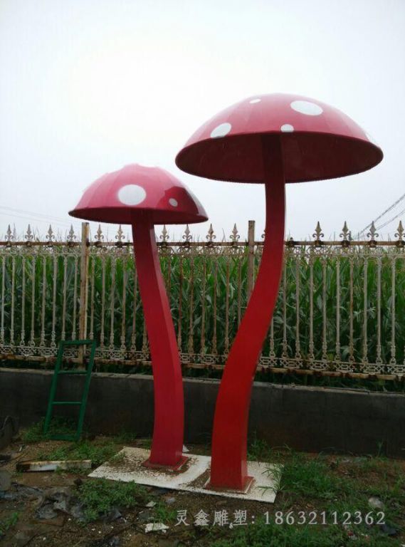 不锈钢蘑菇公园景观雕塑