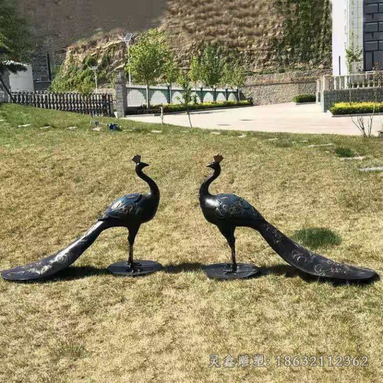 动物孔雀商场景观铜雕