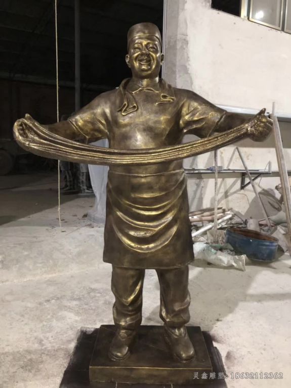 民俗拉面小区人物铜雕