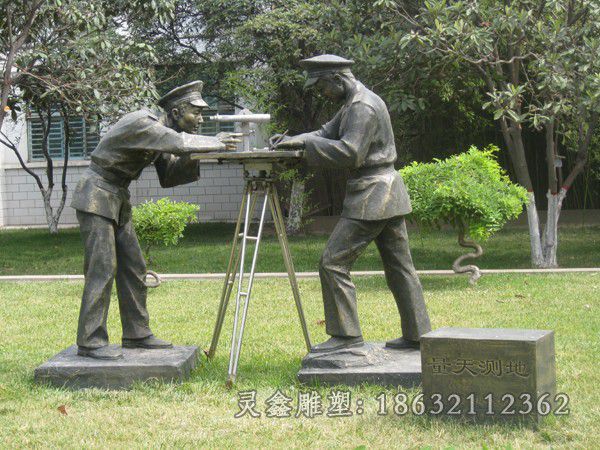 量天测地公园小品铜雕