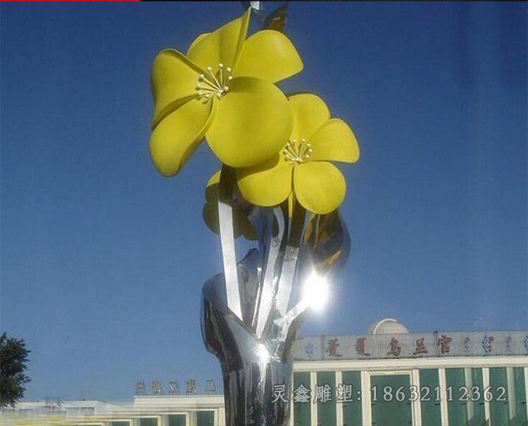 不锈钢花朵景观雕塑