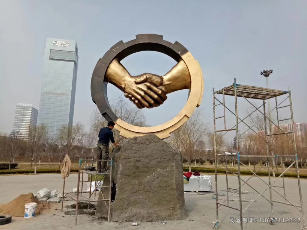 握手景观不锈钢标志雕塑