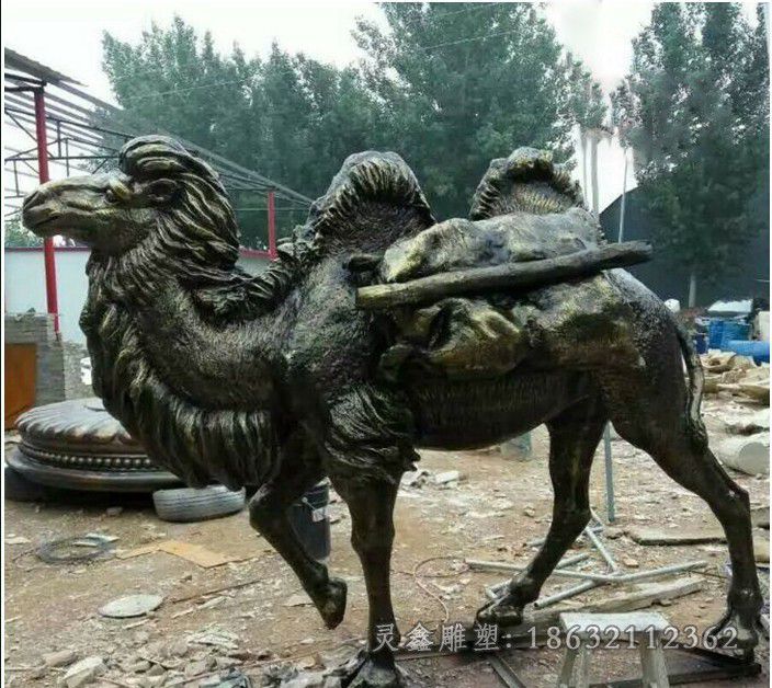驮行李骆驼园林动物铜雕