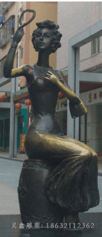 美女广场人物铜雕