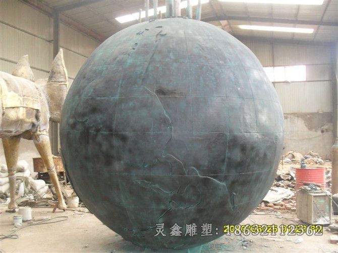 古代地动仪小区标志铜雕