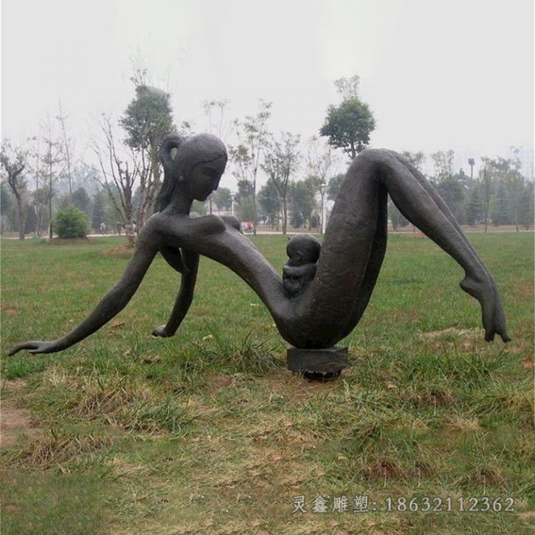 抽象母子标志景观铜雕