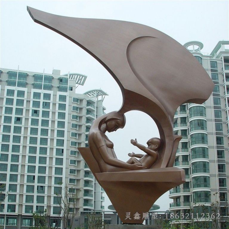 抽象母子标志城市铜雕
