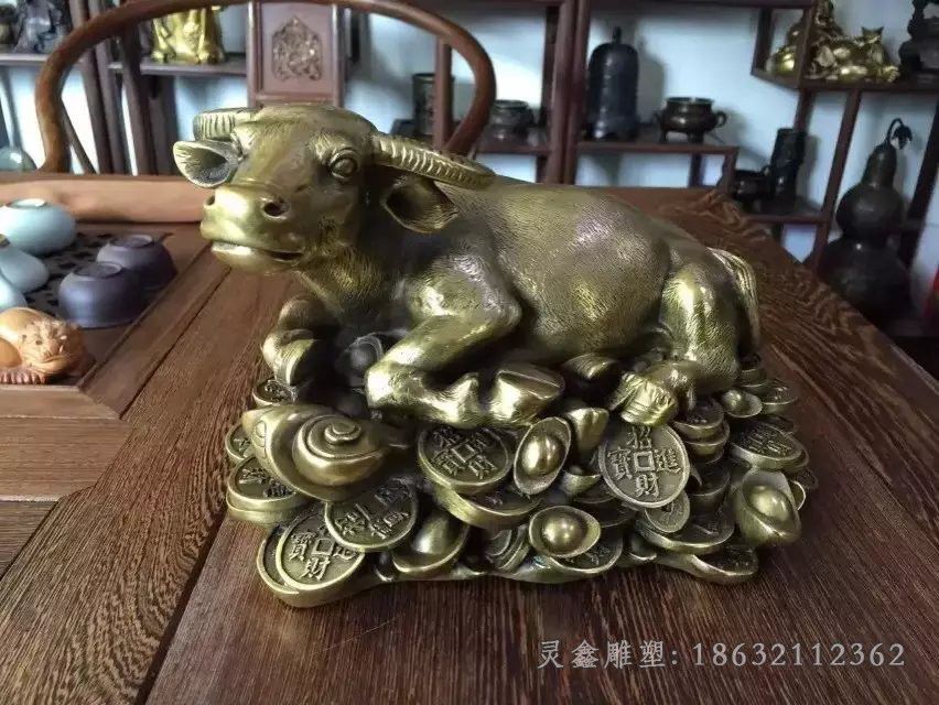发财牛动物标志铜雕