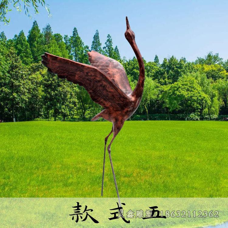 展翅仙鹤公园景观铜雕