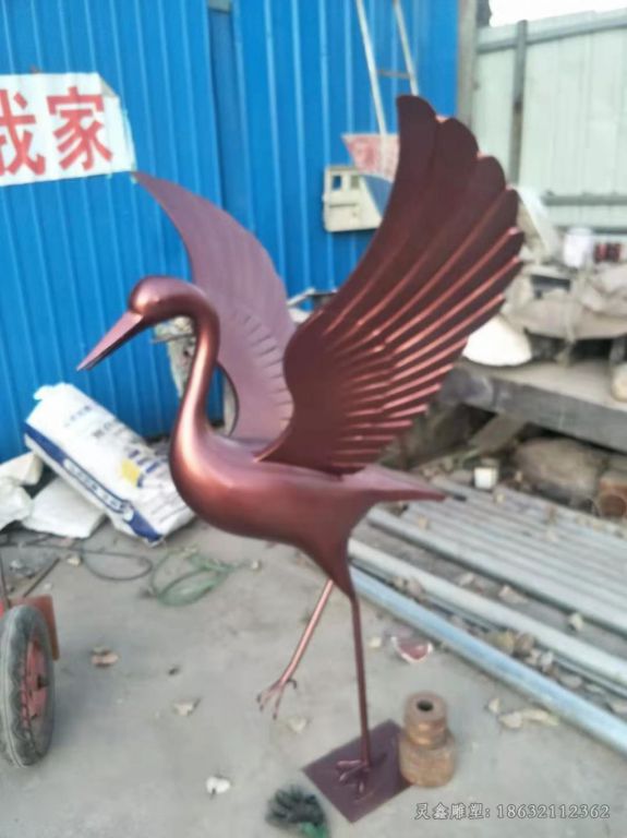 展翅仙鹤小区景观铜雕