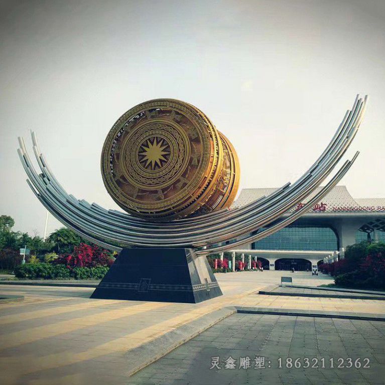 商场不锈钢彩绘标志雕塑