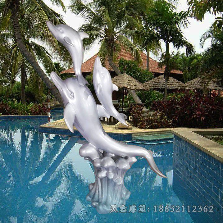 海豚嬉戏街边不锈钢雕塑