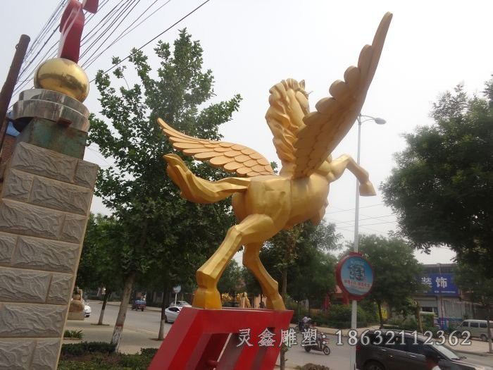 展翅马动物街边铜雕