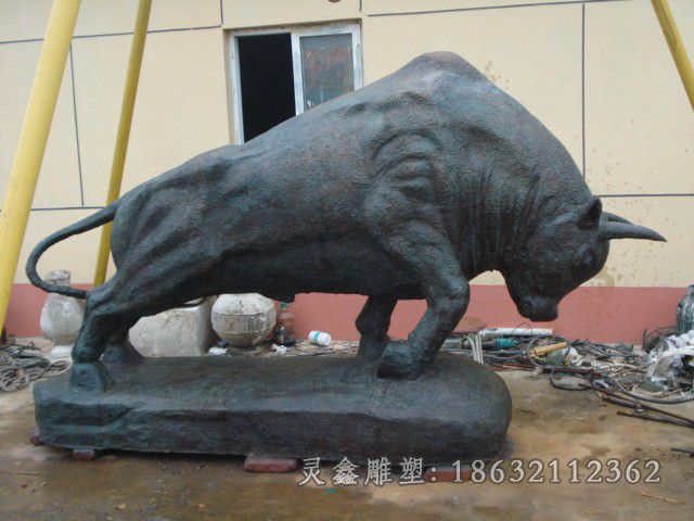 开荒牛园林标志铜雕
