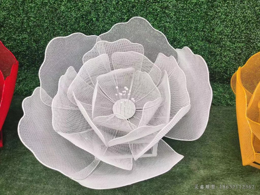 镂空花朵庭院不锈钢雕塑