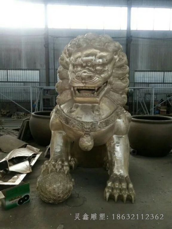 坐姿狮子抽象景观铜雕