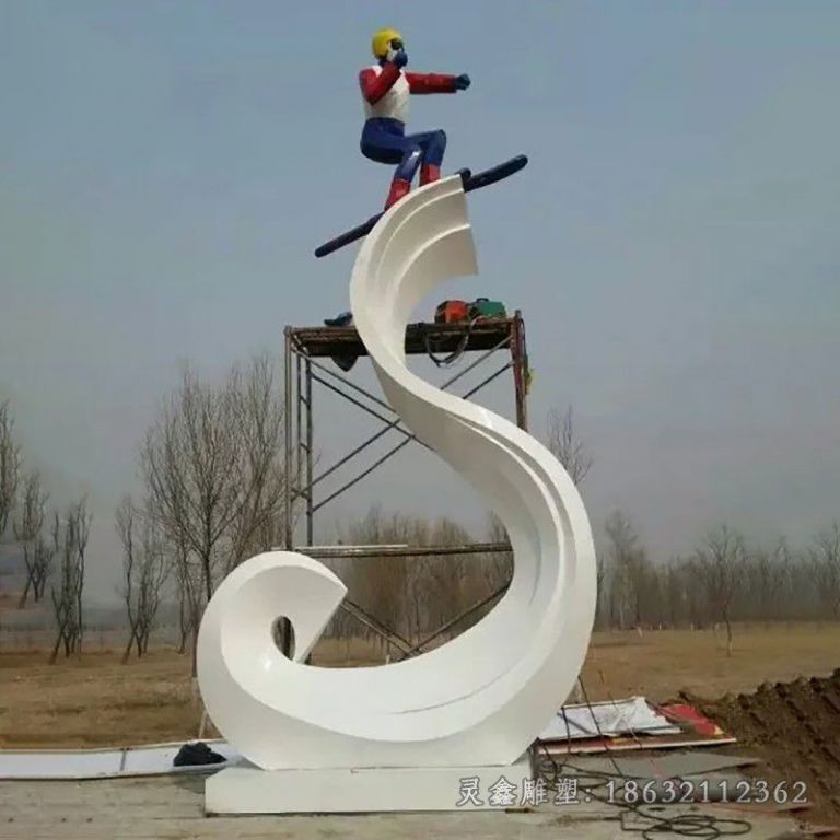 滑冰彩绘人物不锈钢雕塑