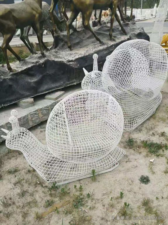 不锈钢蜗牛镂空雕塑