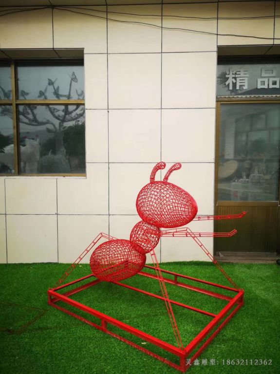 不锈钢蚂蚁动物雕塑
