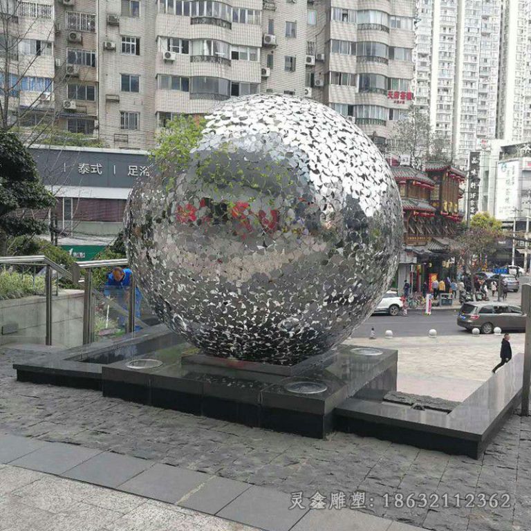 抽象镂空球不锈钢雕塑