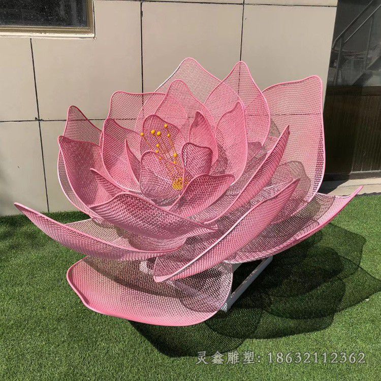 镂空花朵不锈钢雕塑